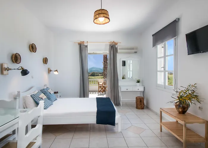 Ktima Bianco מלון דירות 3*